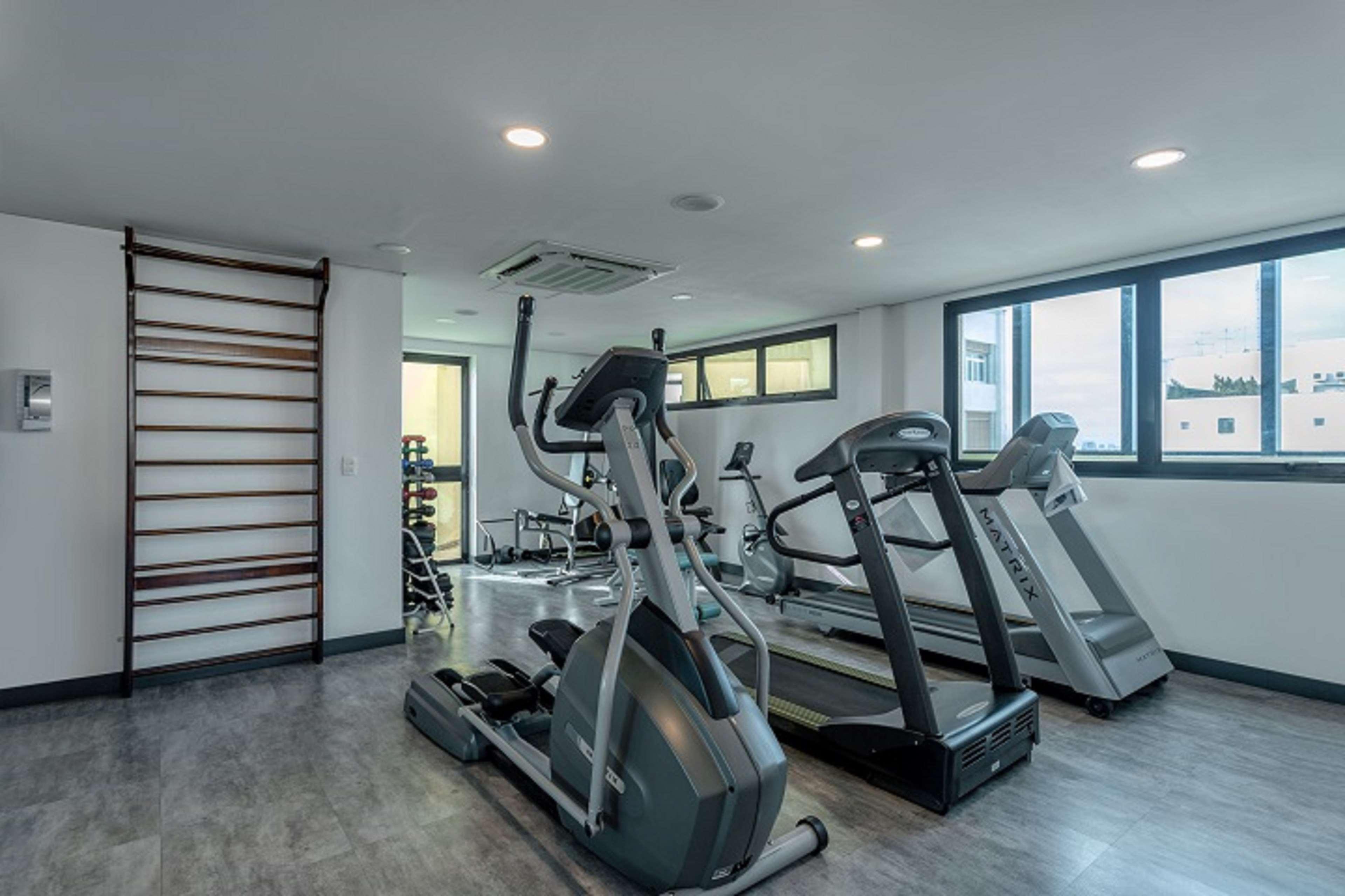 奥斯卡弗莱雷丽笙酒店 圣保罗 外观 照片 The gym at the hotel