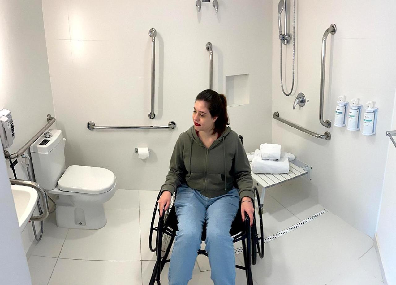 奥斯卡弗莱雷丽笙酒店 圣保罗 外观 照片 Disabled toilet with shower